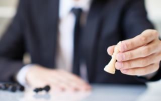 Jak połączyć strategię w spójne cele, wskaźniki i projekty dla różnych działów