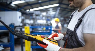 WDROŻENIE PRACOWNIKÓW W FIRMIE PRODUKCYJNEJ