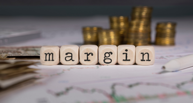 Wyróżniający (14) marża w firmie produkcyjnej